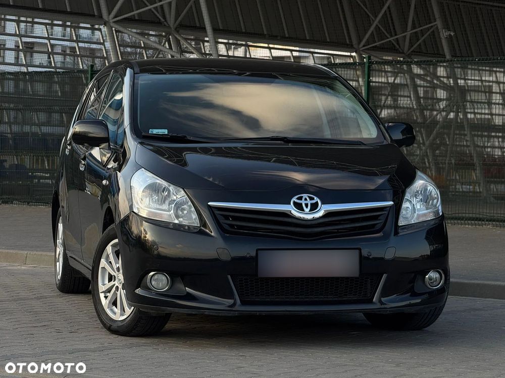 Toyota Verso 2.0 D-4D Premium - 1