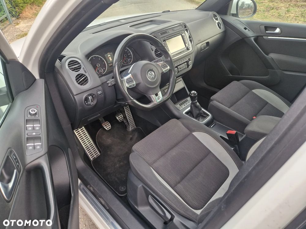 Volkswagen Tiguan 2.0 TDI 4Mot Perfectline R-Style - 7