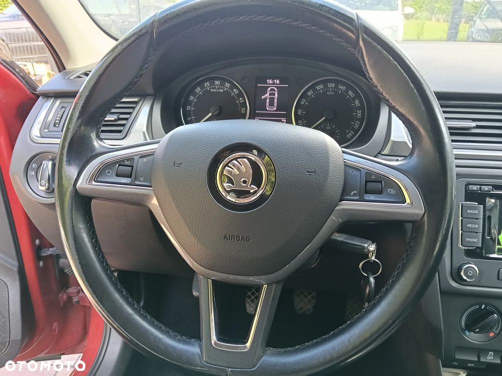 Skoda RAPID 1.6 TDI DPF Ambition - 16