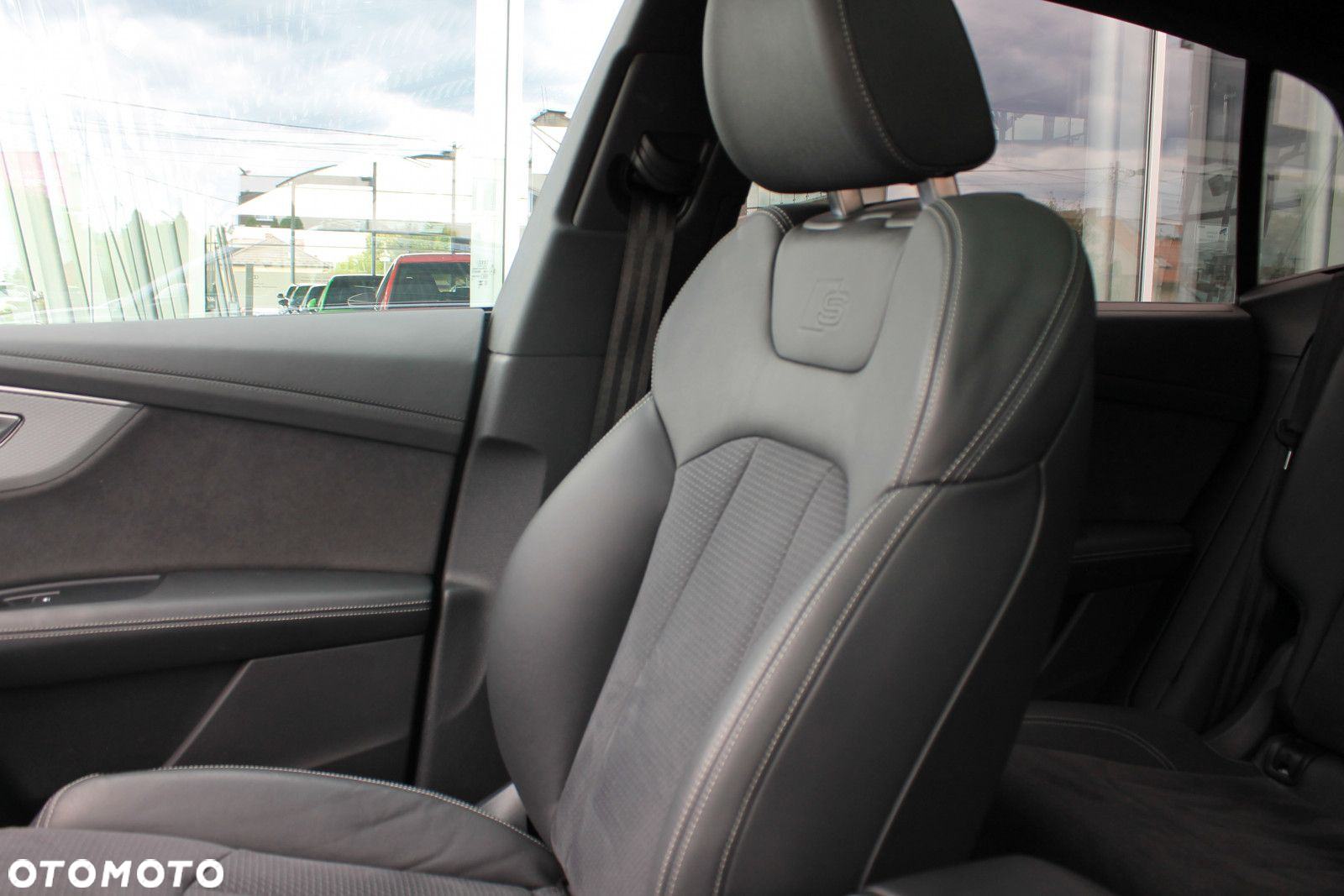 Audi SQ8 - 28