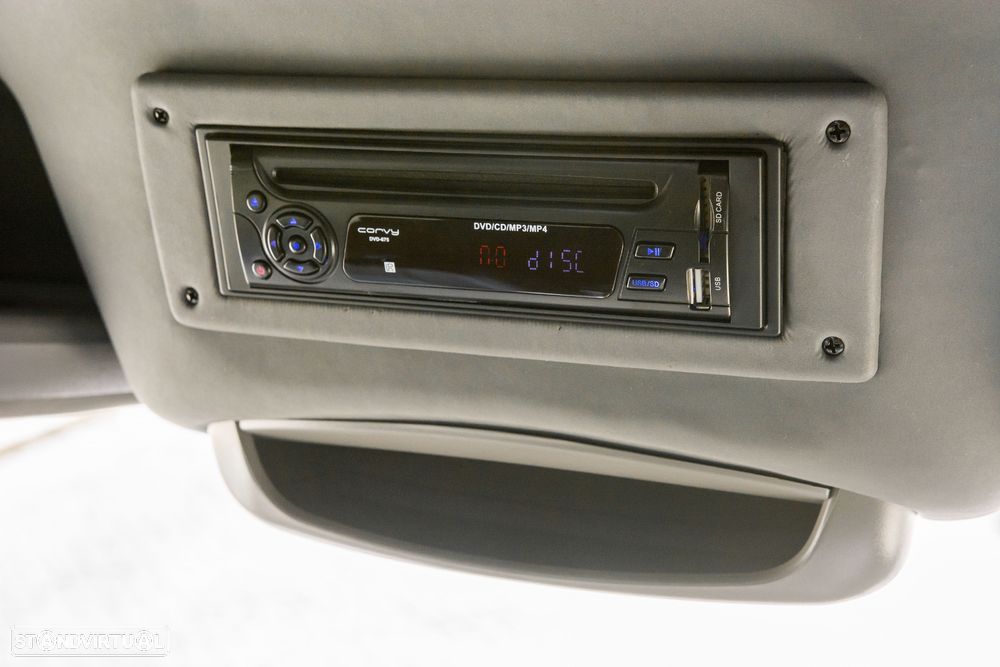 Mercedes-Benz Sprinter - 32