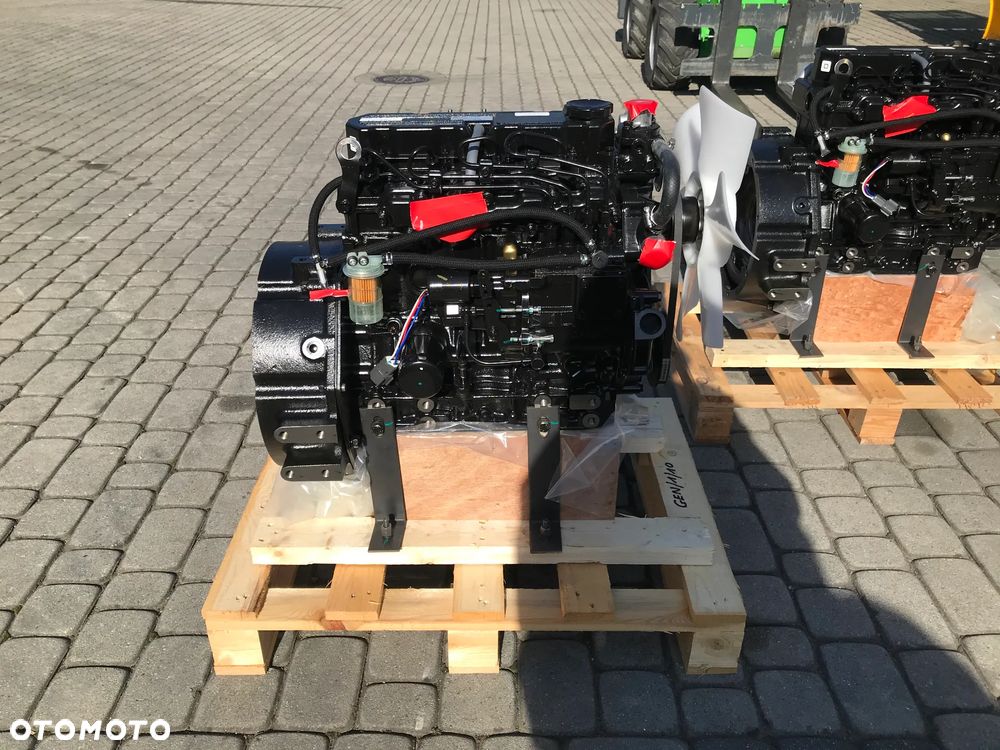 SILNIK Mitsubishi S4L2 MVS4L2-61SDL MVS4L2 61SDL 16999NETTO - 4