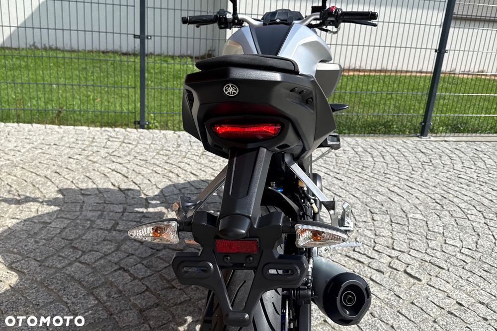 Yamaha MT - 15