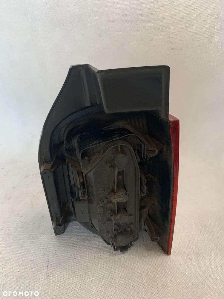 Volkswagen T5 09-15r Lampa lewa tyl tylny t 5 VW - 3