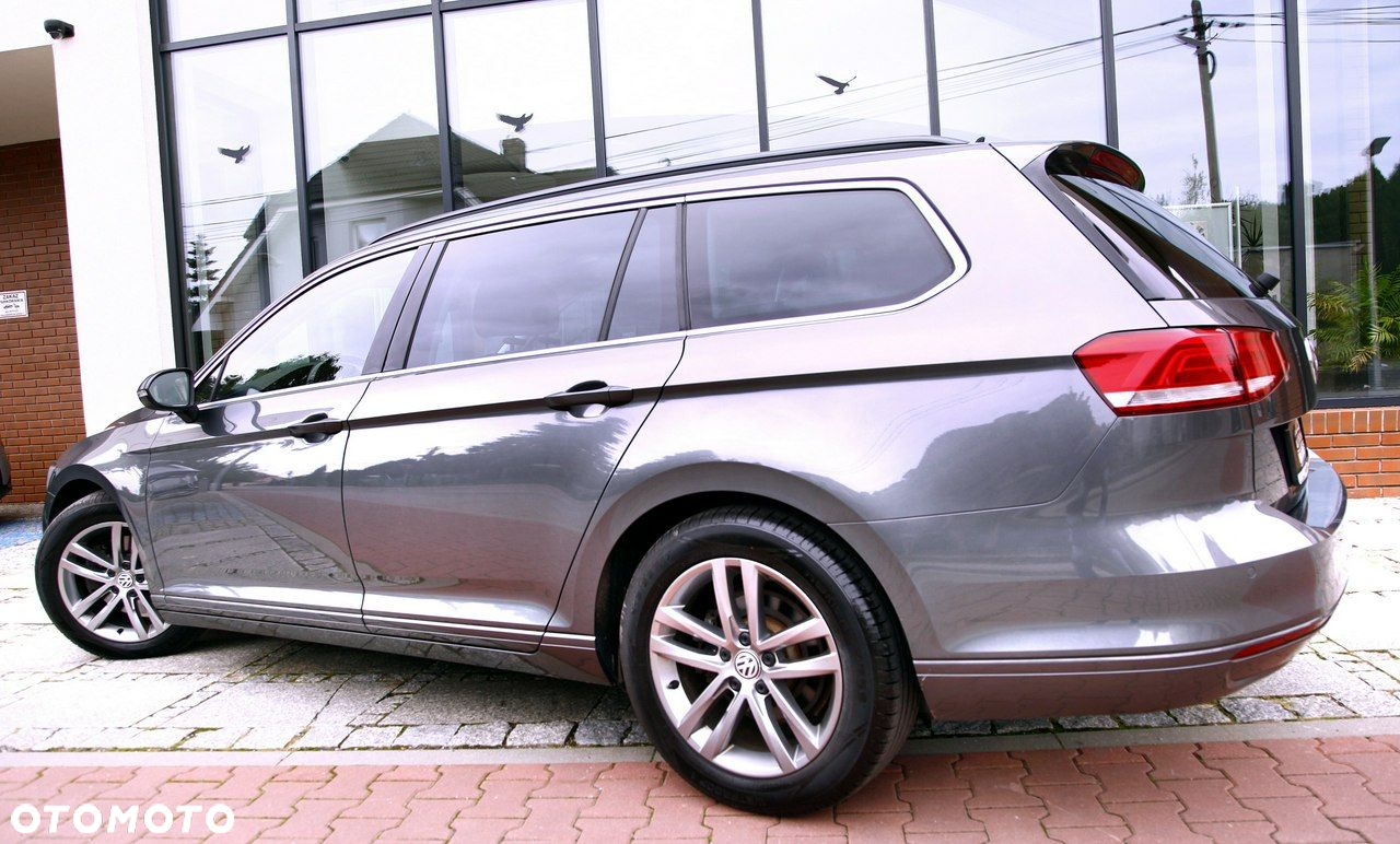 Volkswagen Passat - 26