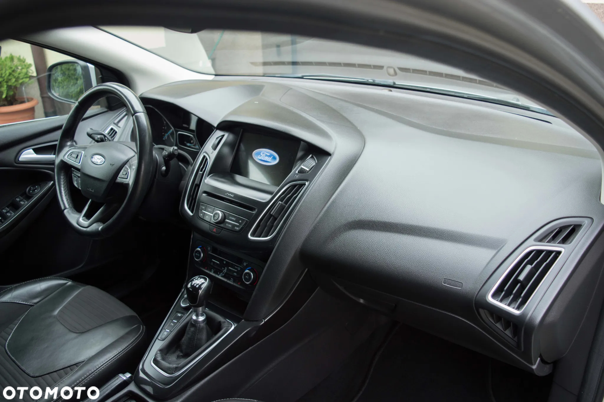 Ford Focus 2.0 TDCi Titanium ASS - 30