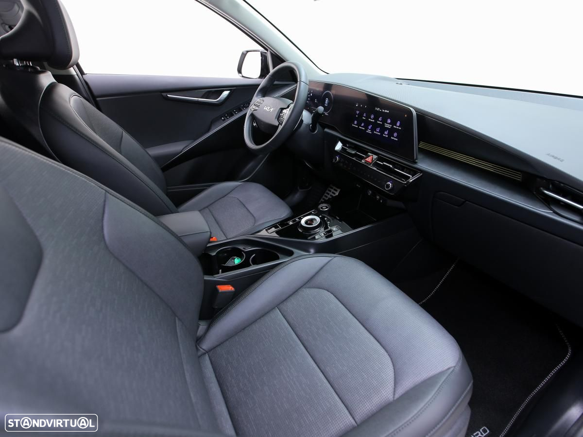 Kia Niro EV 64kWh Drive - 9