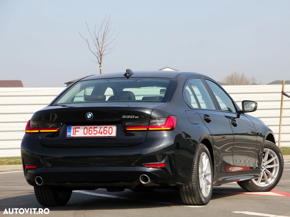 BMW Seria 3 330e AT PHEV - 4