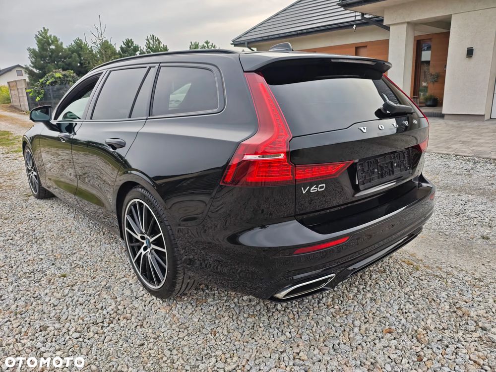 Volvo V60 T4 Geartronic R-Design - 3
