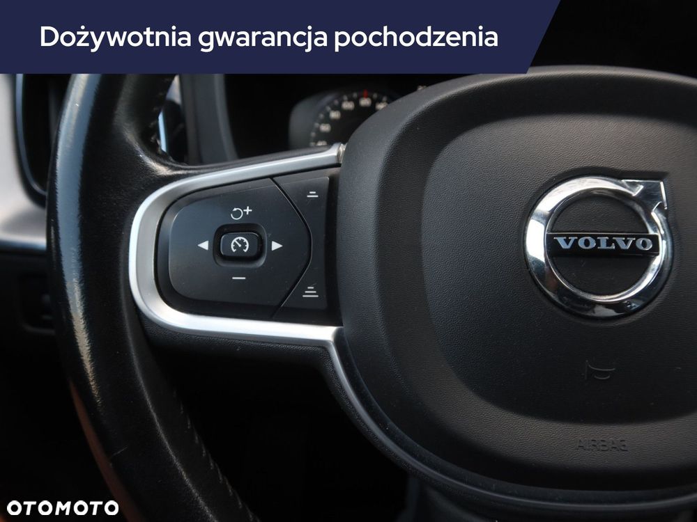 Volvo XC 60 - 21