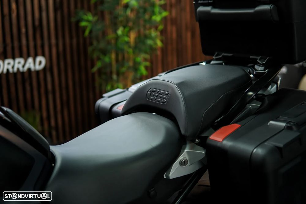 BMW R 1250 GS TRIPLE BLACK Rebaixada - 45