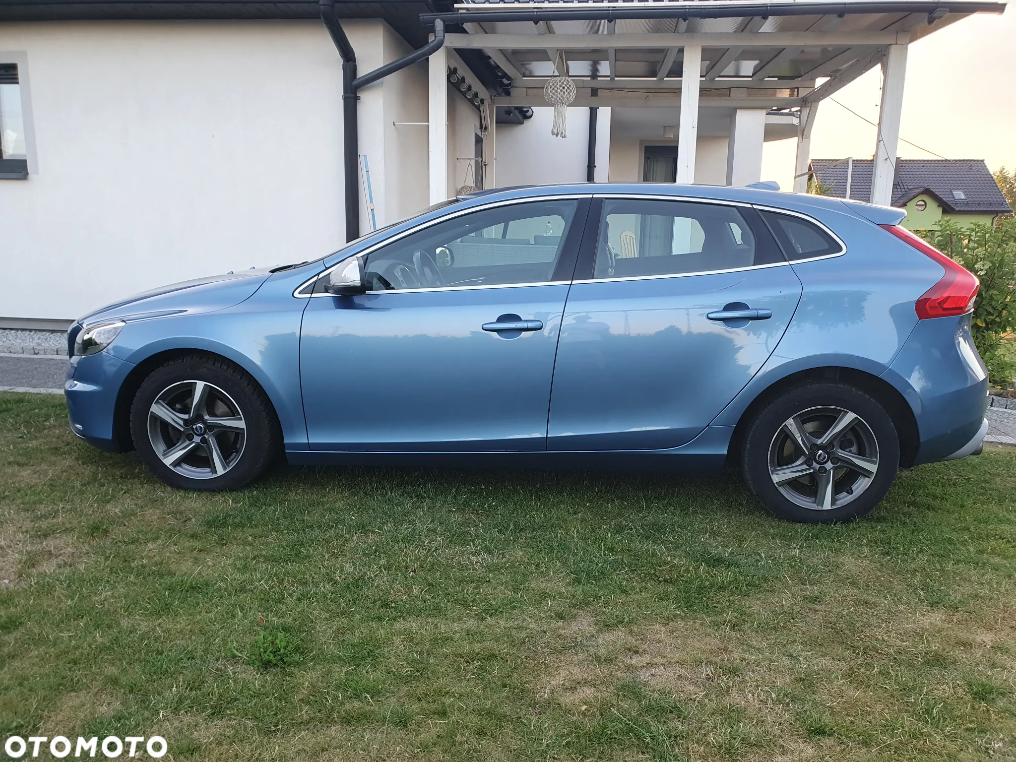 Volvo V40 D2 Drive-E R-Design Kinetic - 7