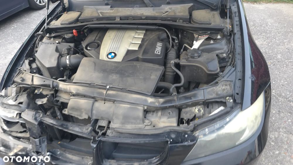 BMW Seria 3 320d - 15
