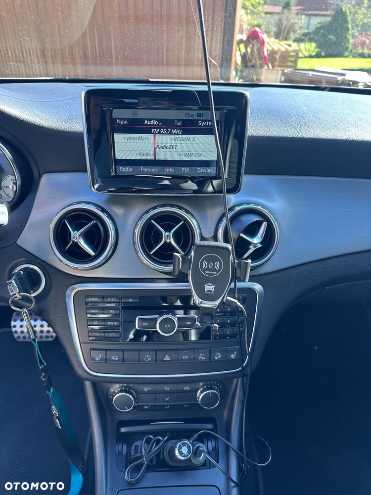 Mercedes-Benz GLA 250 4-Matic - 9