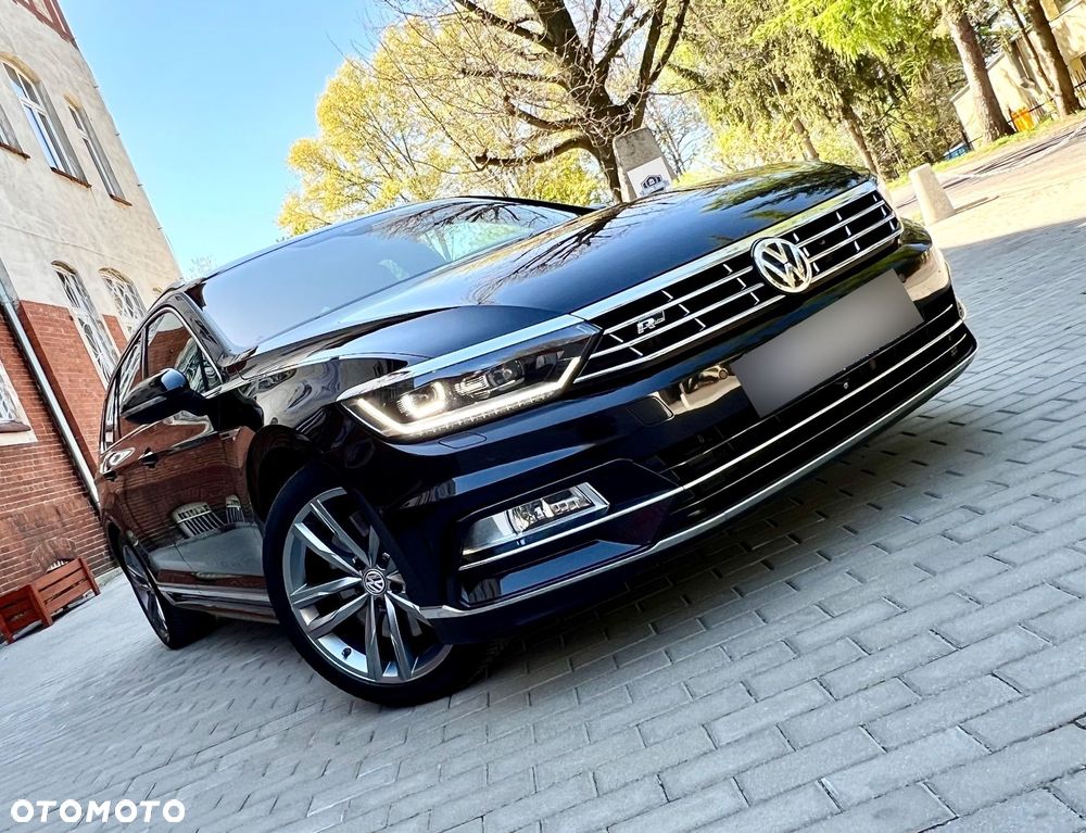 Volkswagen Passat Variant 2.0 TDI SCR 4Motion DSG Highline - 26