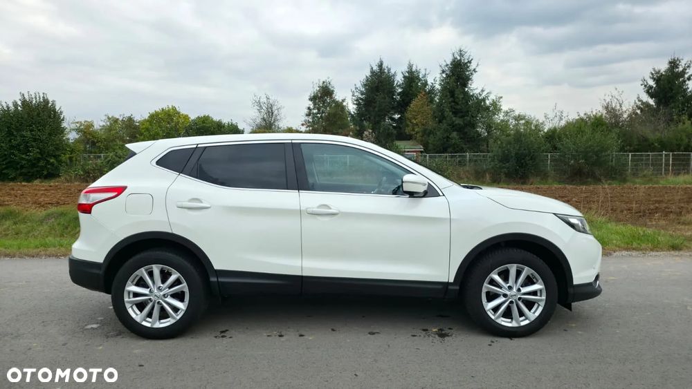 Nissan Qashqai 1.5 dCi Visia EU6 - 6