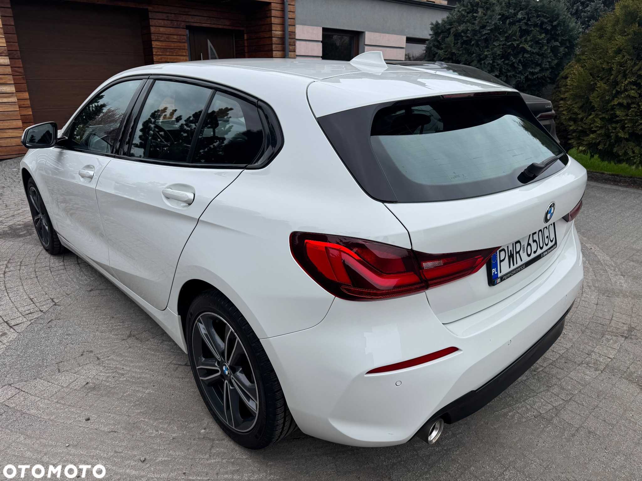 BMW Seria 1 118i Sport Line - 12