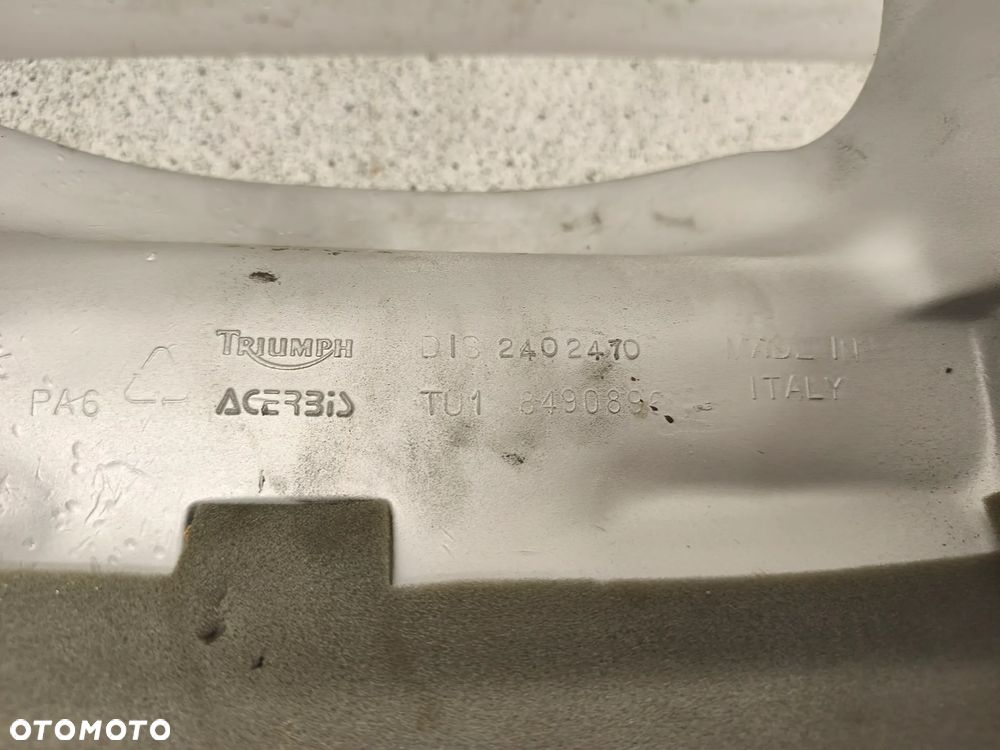 Bak, zbiornik paliwa Triumph Daytona 955i 955 - 18