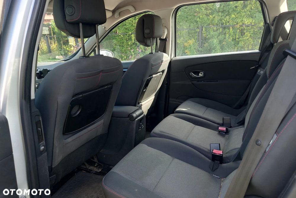 Renault Scenic 2012 photo 3