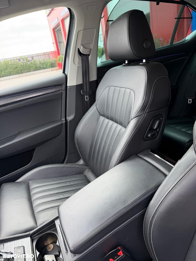 Skoda Superb 2.0 TDI DSG Ambition - 7