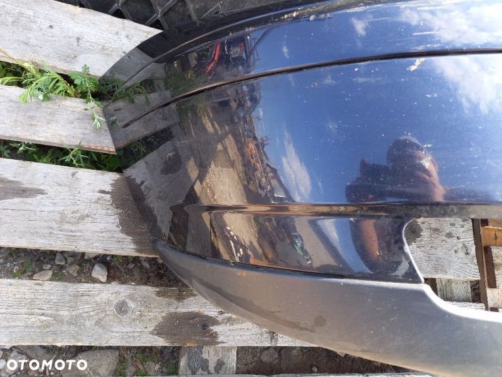 Zderzak przód przedni Volvo v70  05r. kod A981 - 3