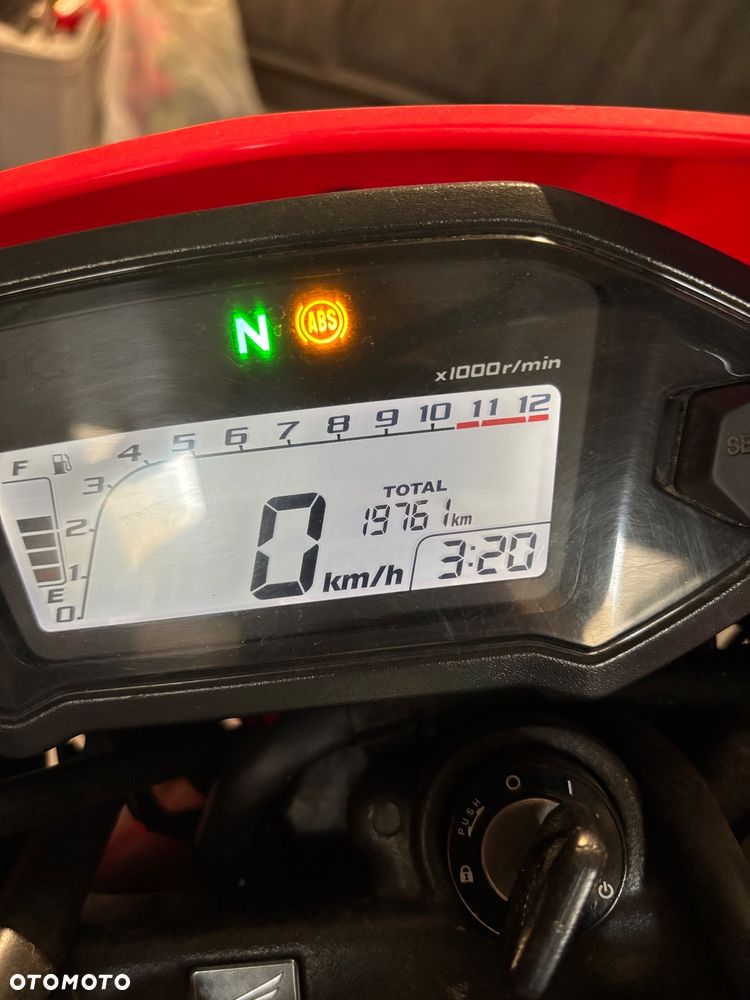 Honda CRF - 4