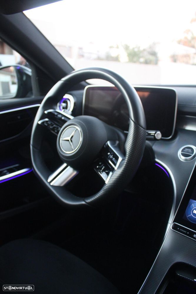 Mercedes-Benz C 300 e T 9G-TRONIC AMG Line - 9