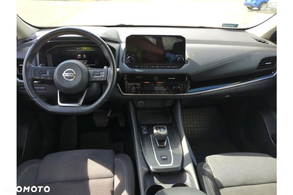 Nissan Qashqai 1.3 DIG-T mHEV N-Connecta Xtronic - 9