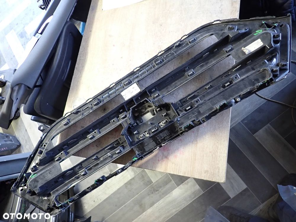 FORD EDGE II GRILL ATRAPA FT4B-8200-AKS FT4B-8200-BK5 FT4B-8200-CKS FT4B-8200-DK5 - 5