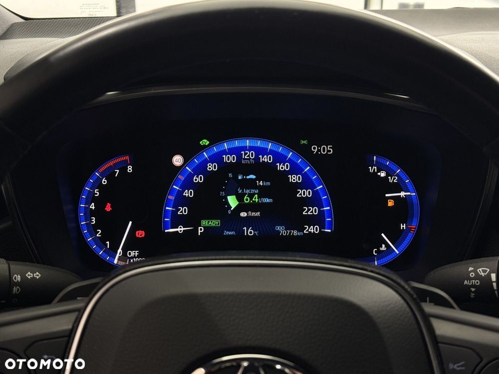Toyota Corolla - 16