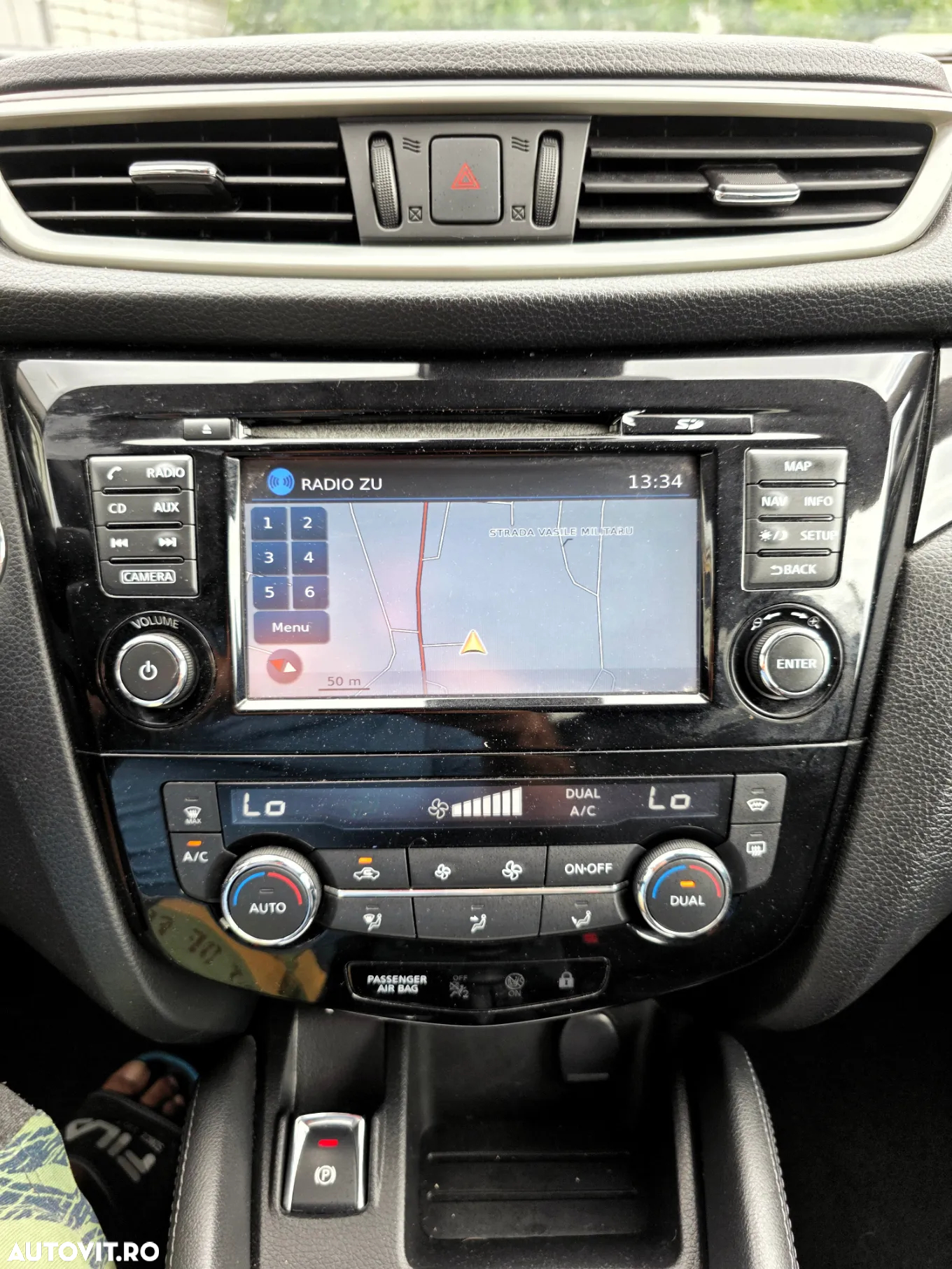 Nissan Qashqai 1.6 DCI Start/Stop Tekna - 24