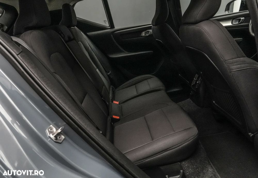 Volvo XC 40 Recharge T5 Twin Engine AT7 Inscription Expression - 16