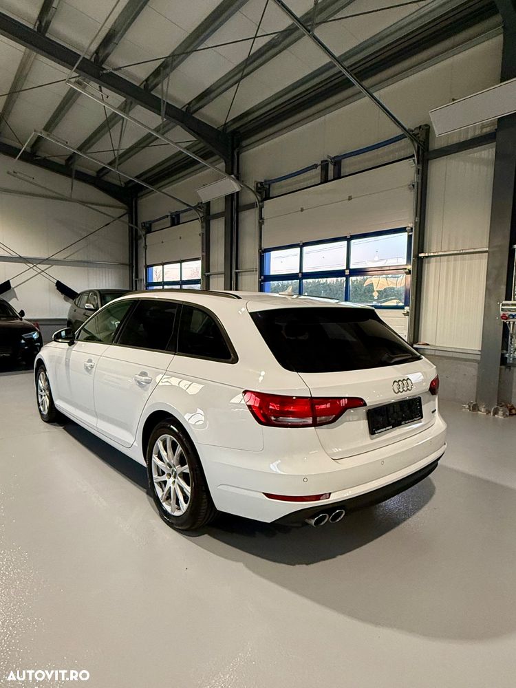 Audi A4 Avant 40 TDI quattro S tronic - 4