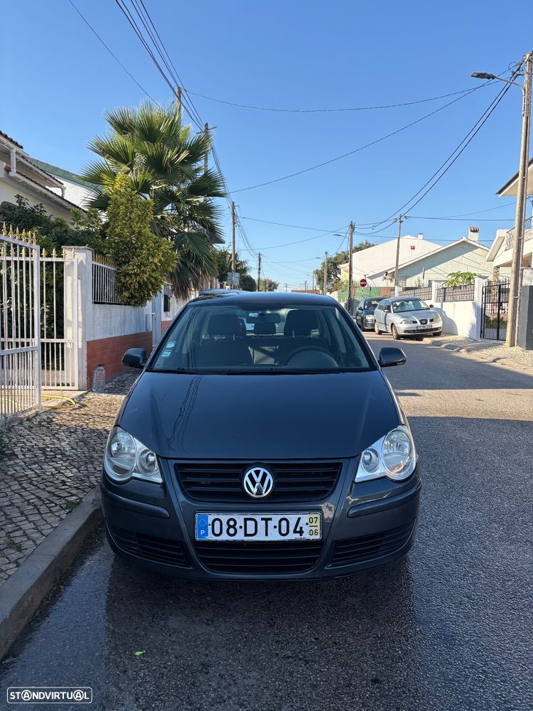 VW Polo 1.2 Confortline - 2