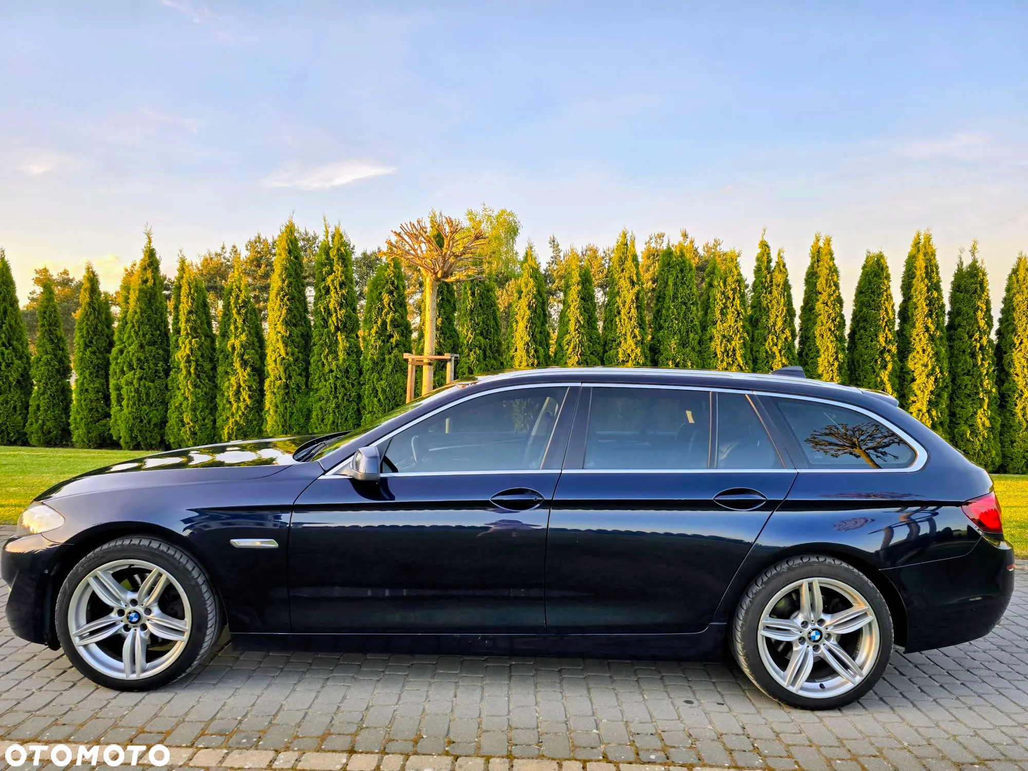 BMW Seria 5 520d Touring - 4