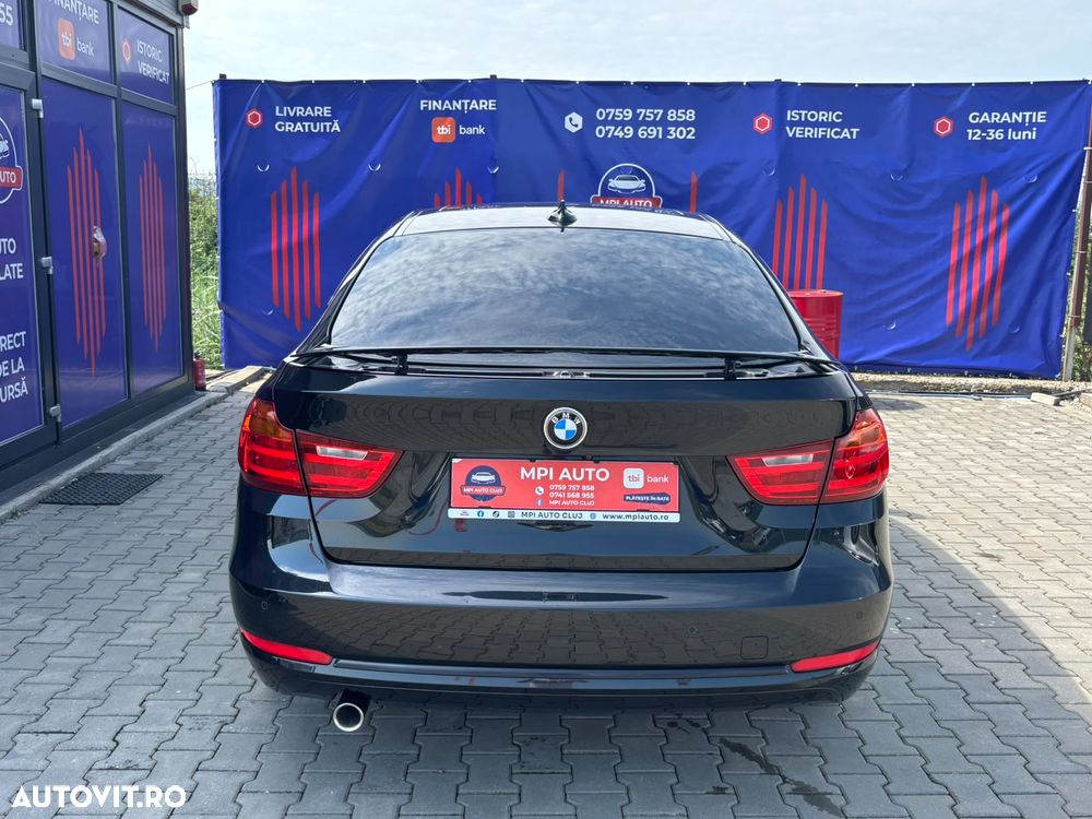 BMW Seria 3 318d Aut. Sport Line - 9