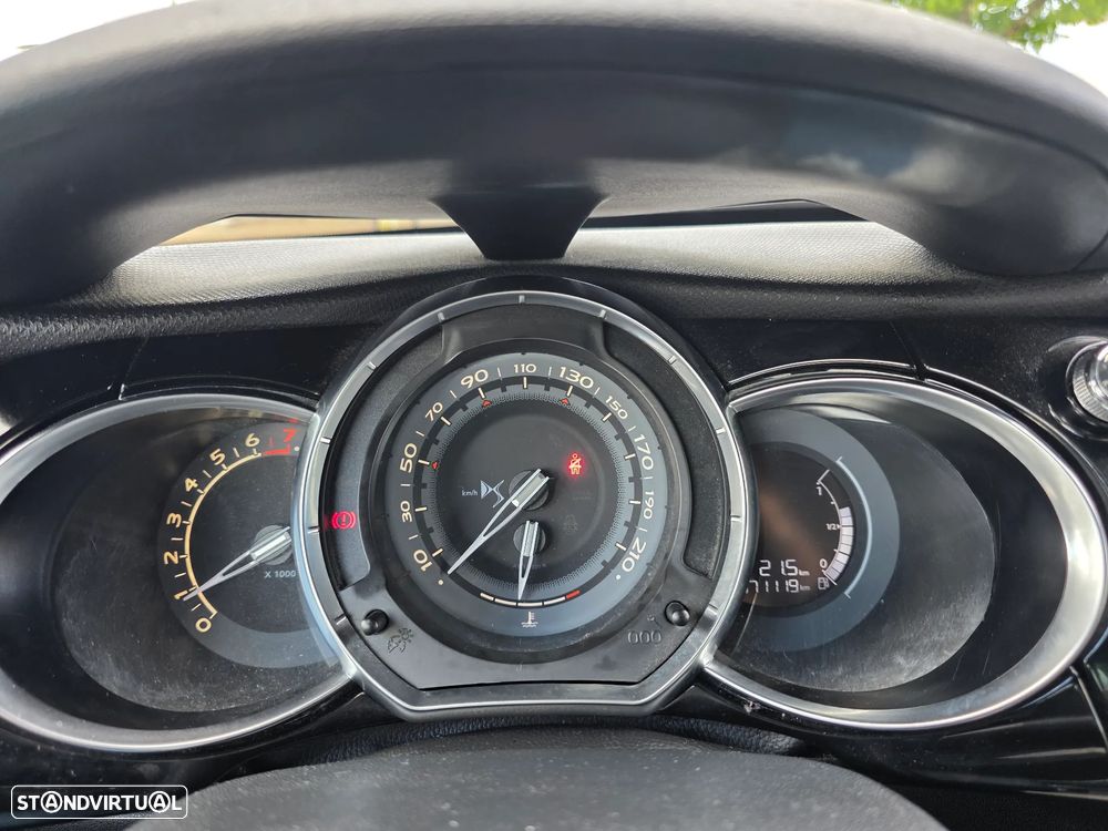 DS DS3 Pure Tech VTi 82 SoChic - 10