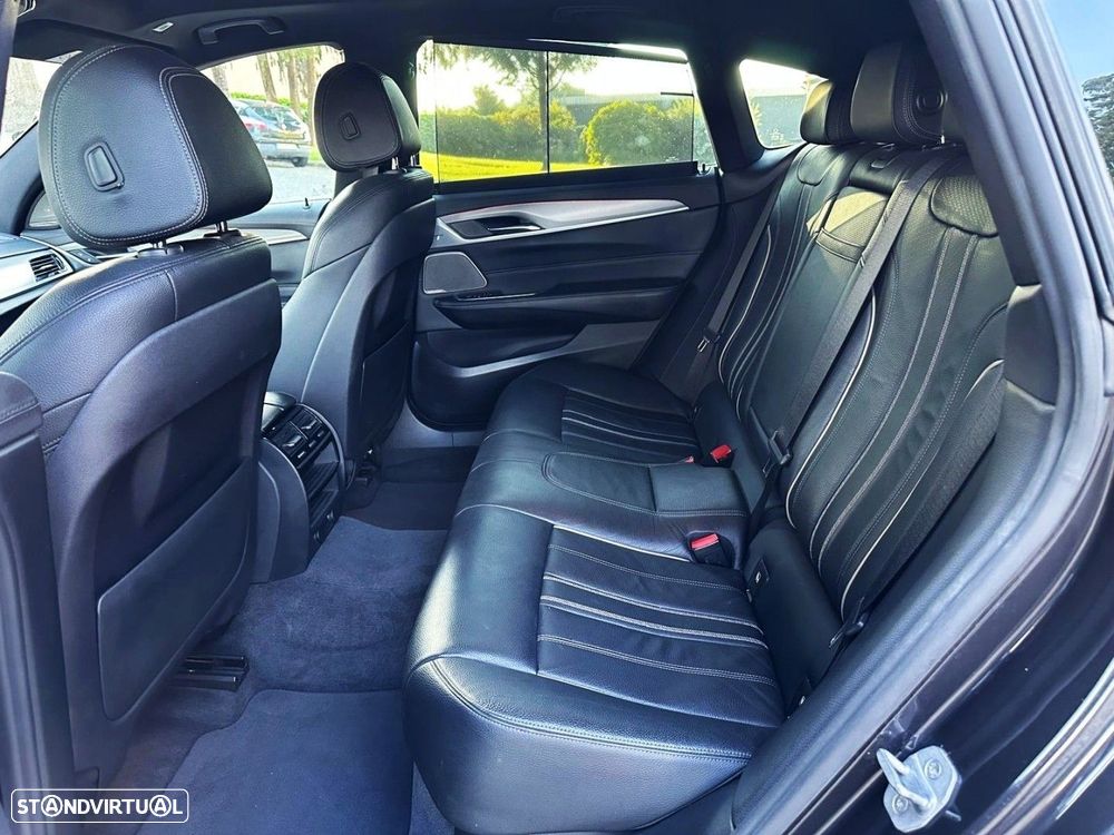 BMW 630 Gran Turismo d Pack M - 11