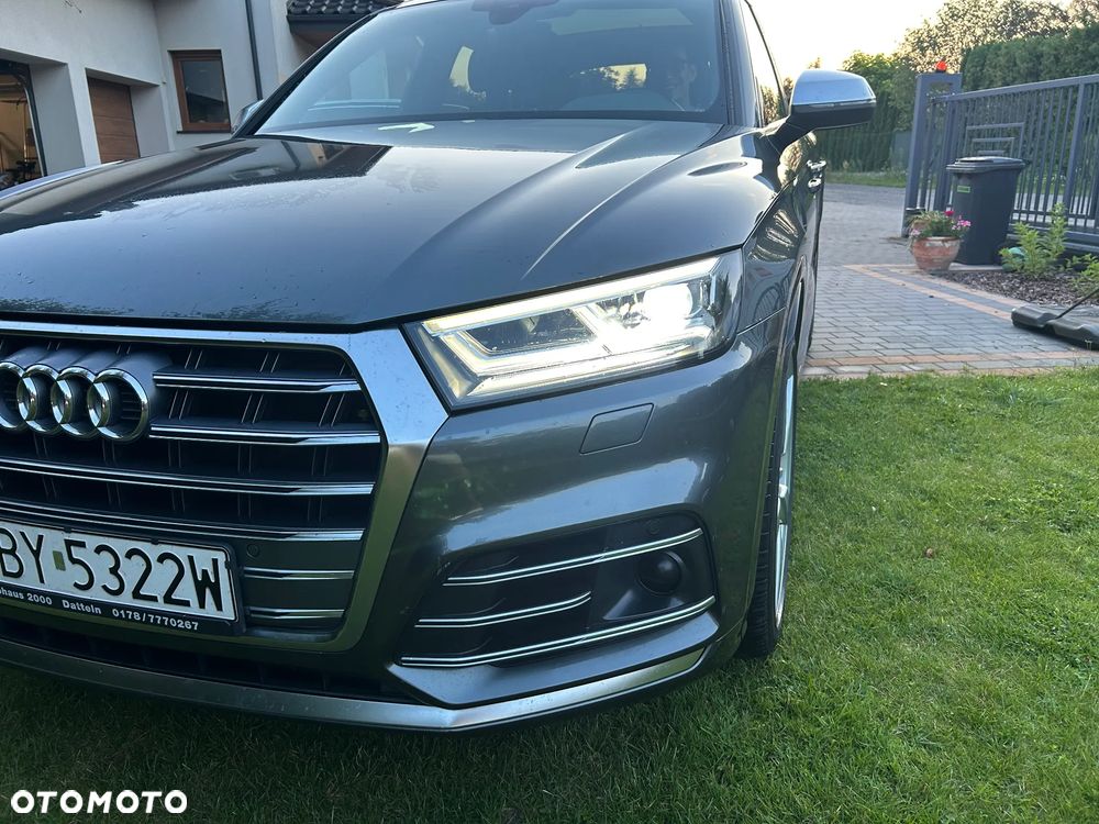 Audi SQ5 - 5