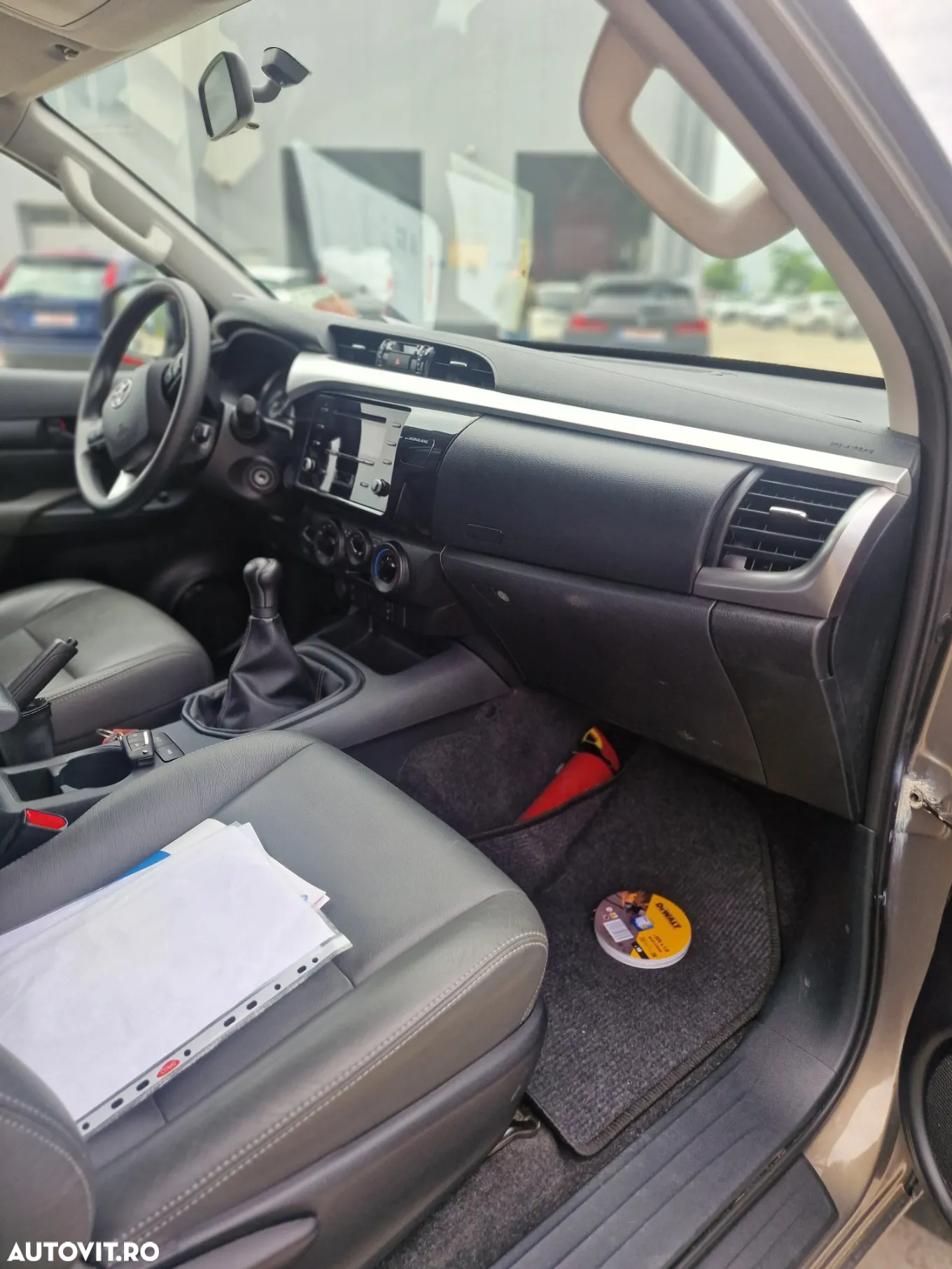 Toyota Hilux - 3