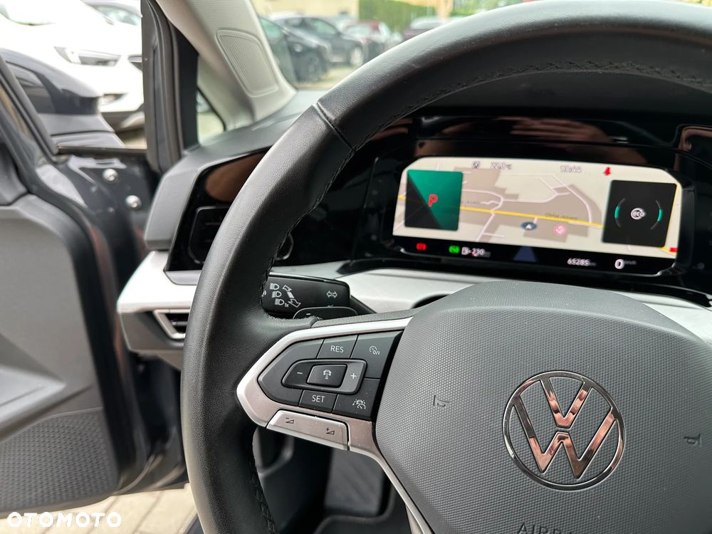 Volkswagen Golf - 10