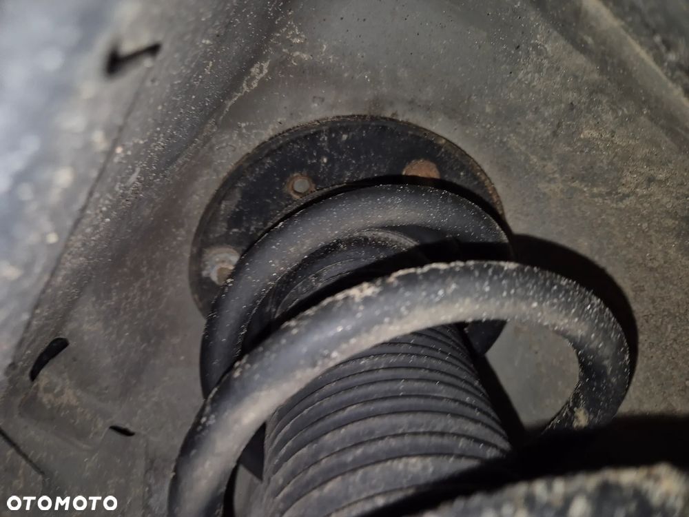 Ford S-Max 2.5 Titanium - 24