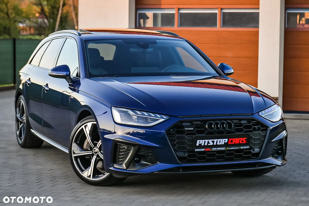Audi A4 Avant 40 TDI quattro S tronic S line - 1