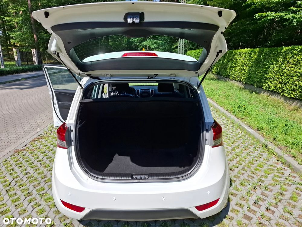 Hyundai ix20 1.6 Comfort - 12