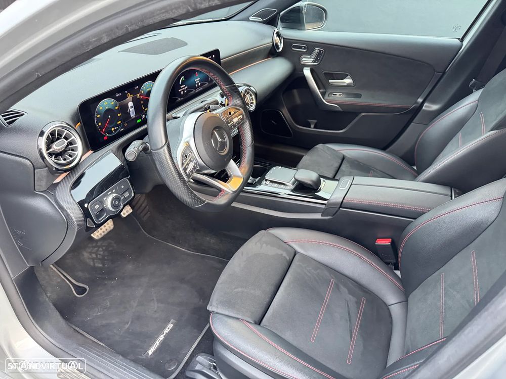Mercedes-Benz A 250 e AMG Line - 13