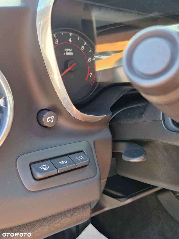 Chevrolet Camaro 6.2 V8 - 12