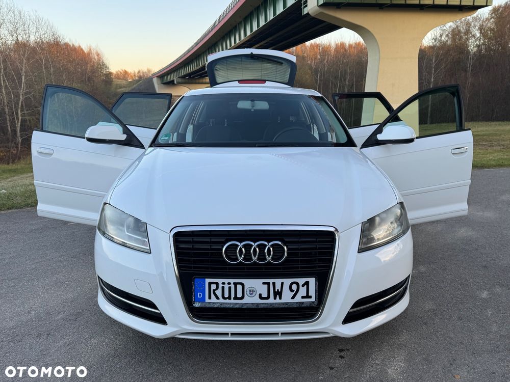 Audi A3 Sportback - 11