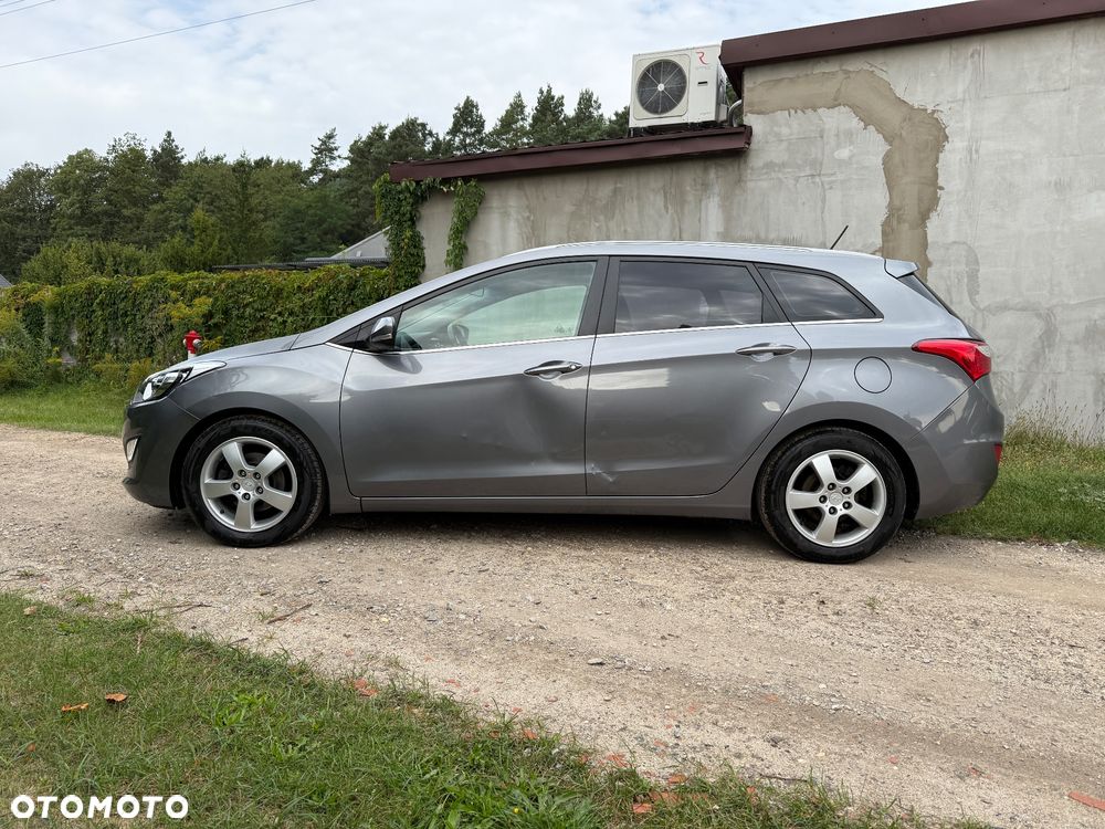 Hyundai i30 1.6 CRDi BlueDrive Comfort - 13
