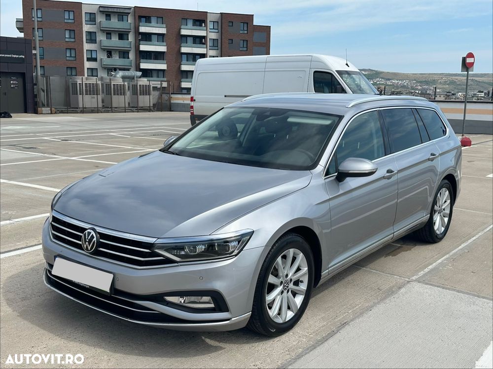 Volkswagen Passat 2.0 TDI DSG Highline - 13
