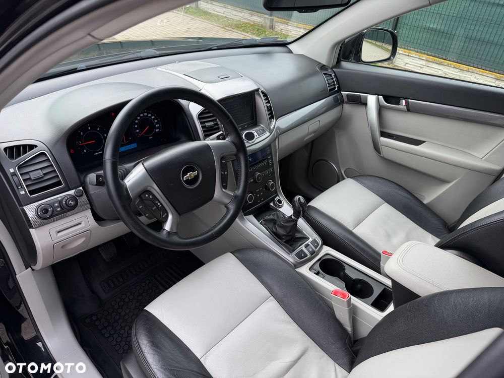 Chevrolet Captiva - 20